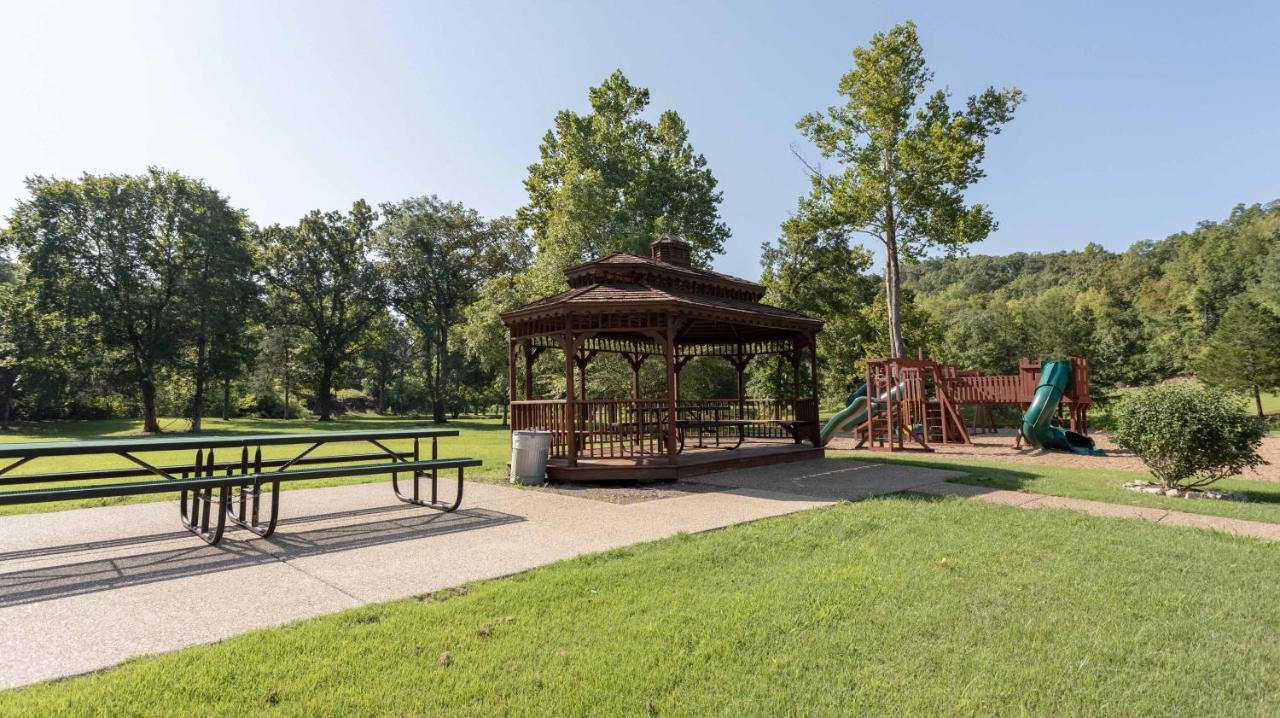 Makin Memories Lodge Cabin Branson West Buitenkant foto